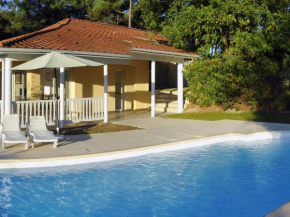 Villa with private pool near Aquitaine coast